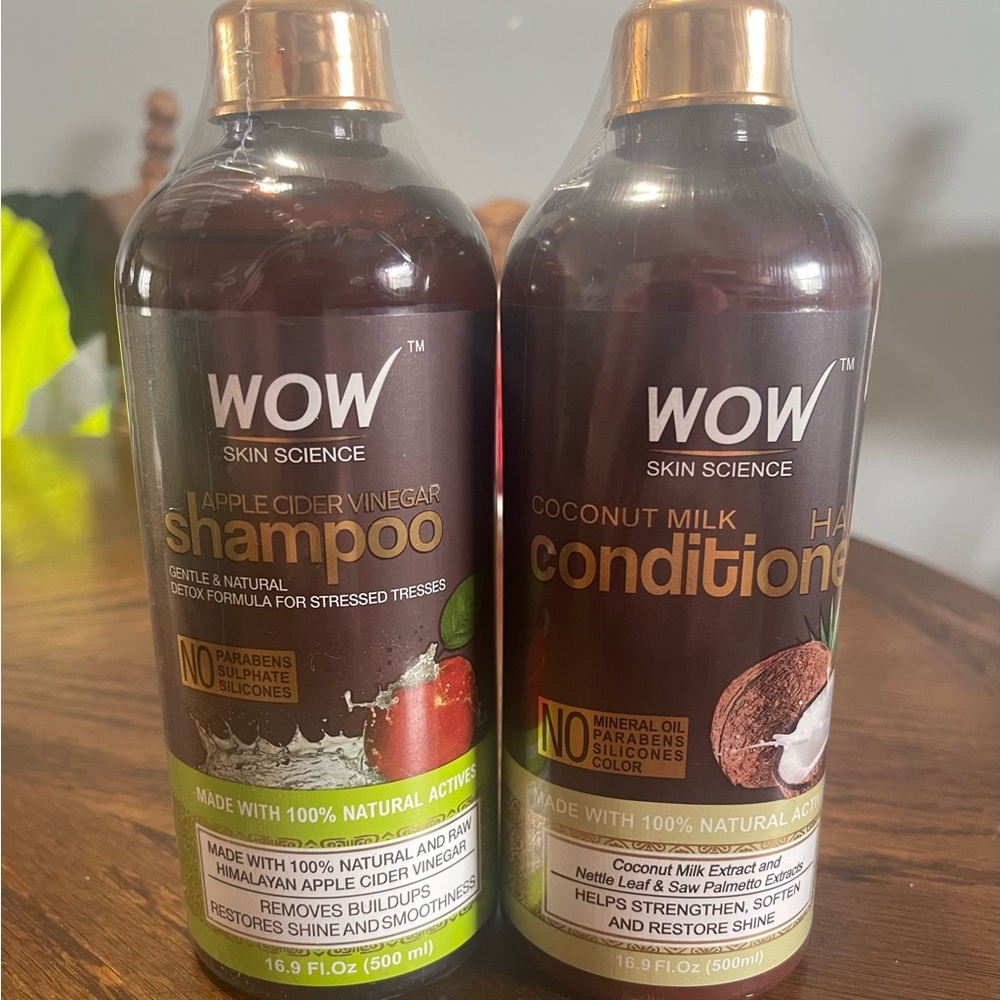 WOW Skin Science: Shampoo and Conditioner Set